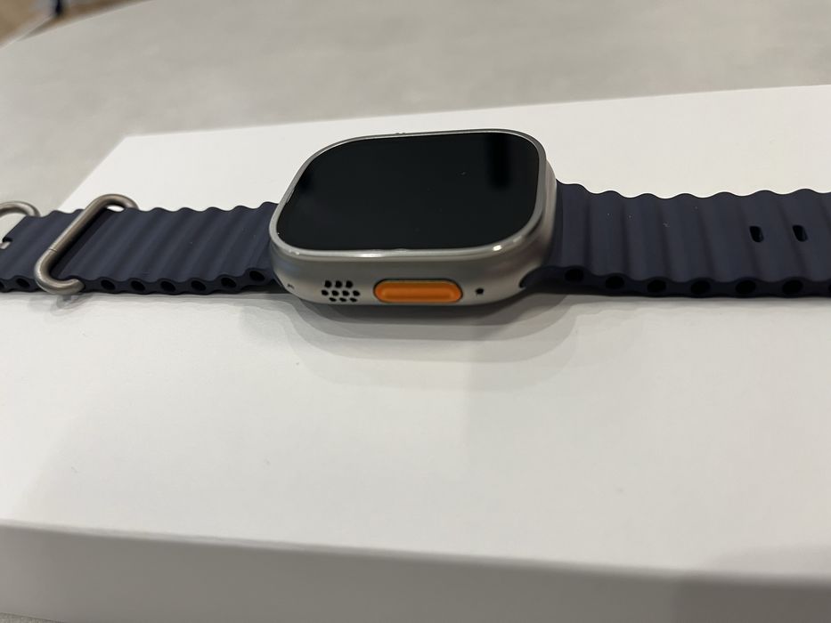 Apple Watch Ultra 2 Titanium (GPS + Cellular) 49MM - Ocean Band