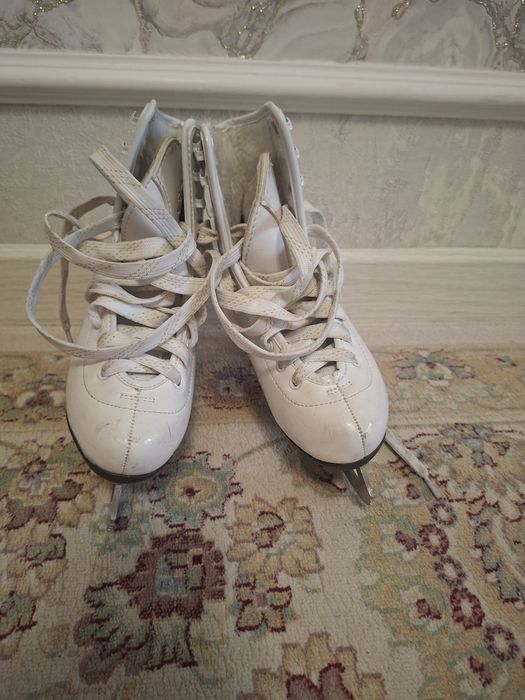 Коньки на девочку 31 размер