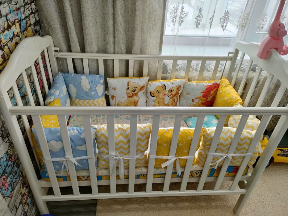 Продам детскую кроватку