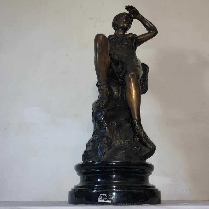 Statuie bronz semnat de H. Francois Moreau