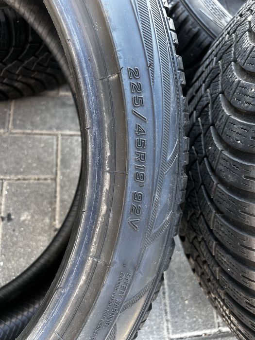 Cauciuri M.S 225/45R19