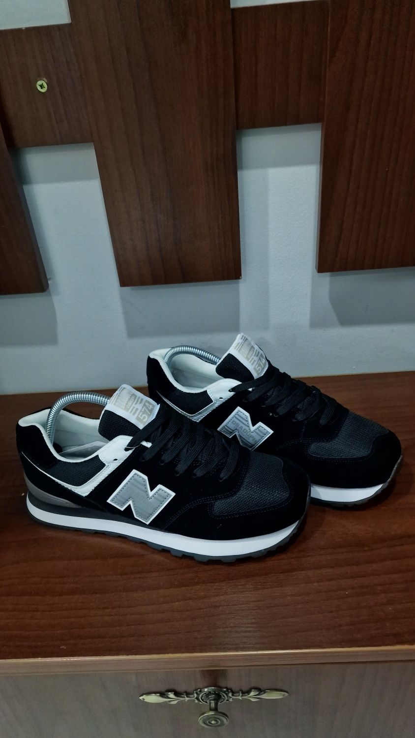 Кроссовки New Balance 574. 41 р.