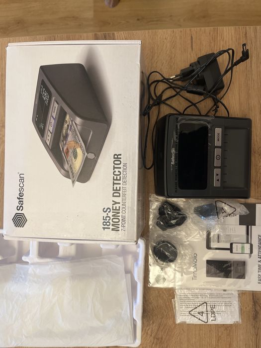 Детектор за фалшиви банкноти Safescan 185-S - НОВ