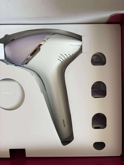 Epilator IPL PHILIPS Lumea Prestige Seria 8000 BRI947/00