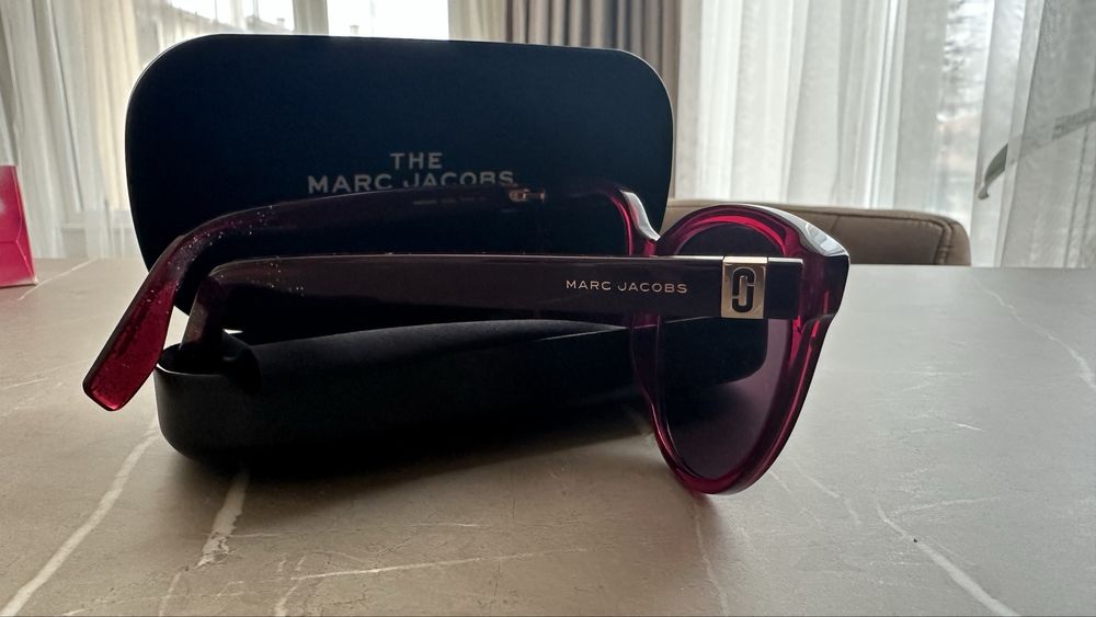 Оригинални дамски слънчеви очила на марката The Marc Jacobs