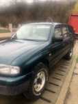 Vând Mazda B2.500