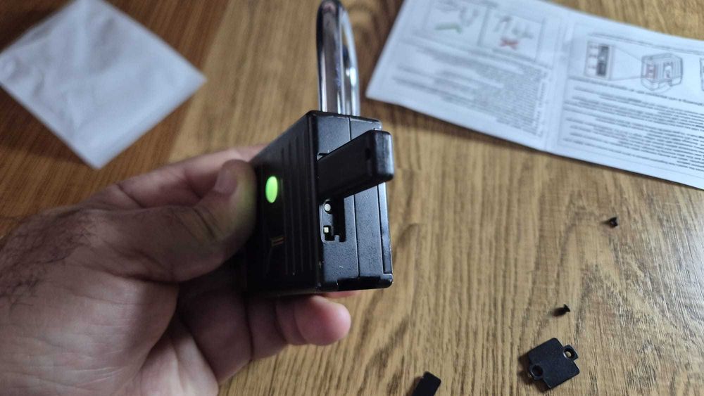 lacat cu cifru amprenta  -IfINGER LOCK-Model DB66-America