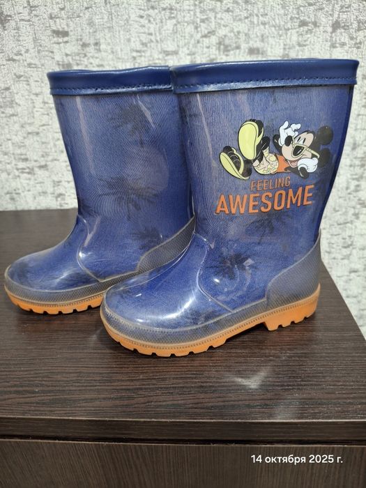 Продам сапожки резиновые детские