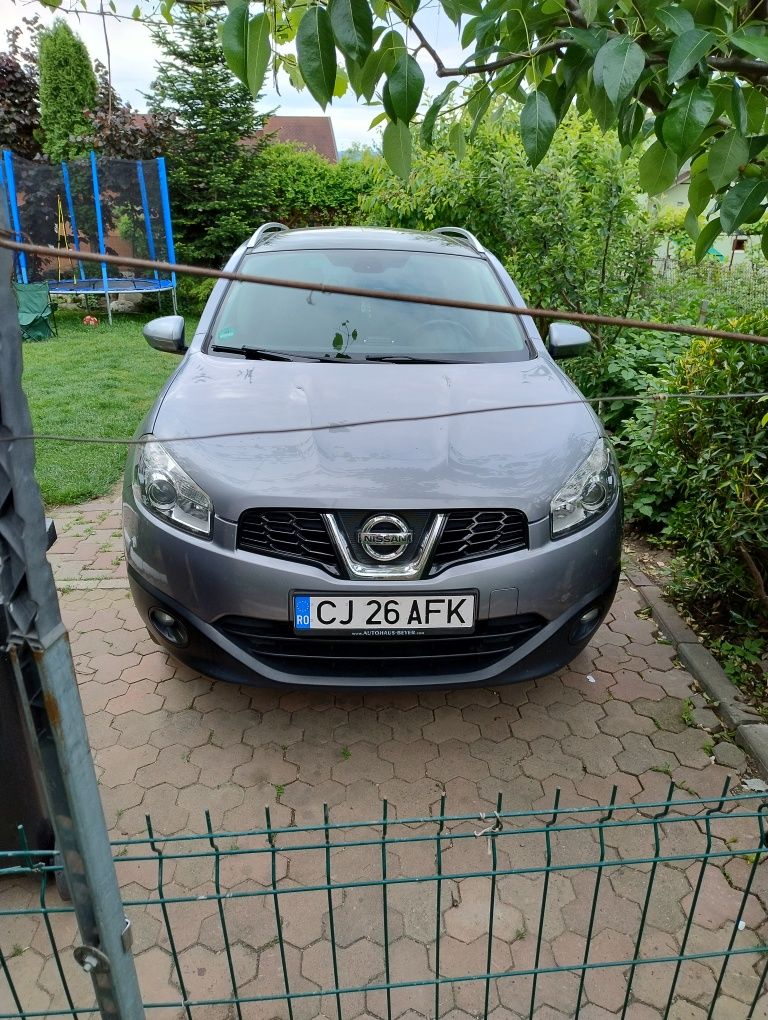 Nissan Qashqai +2