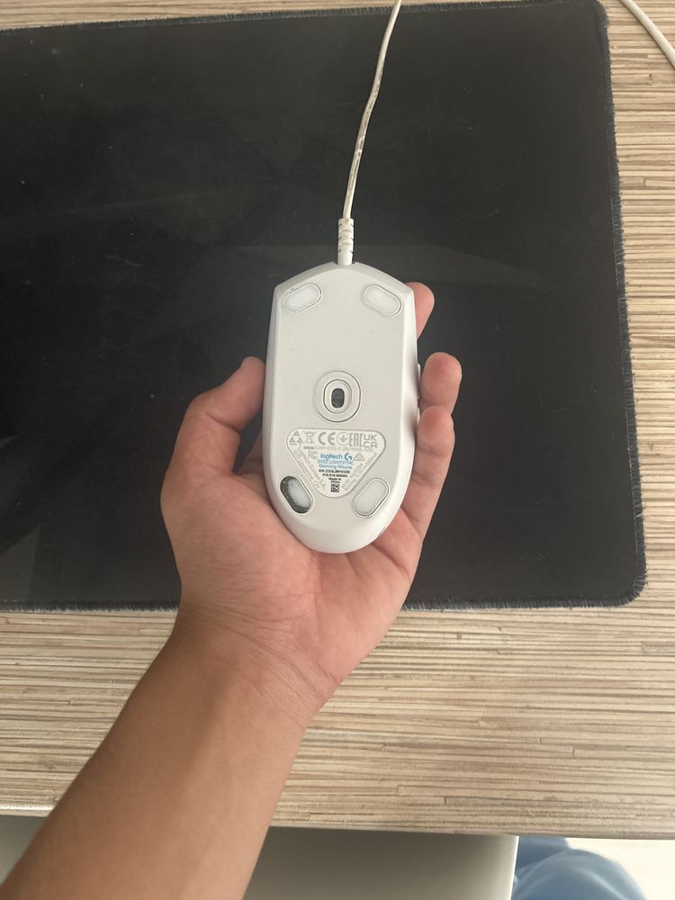 Продаю мыку проводную logitech g102