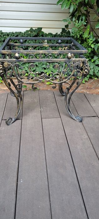 Măsuțe din fier forjat