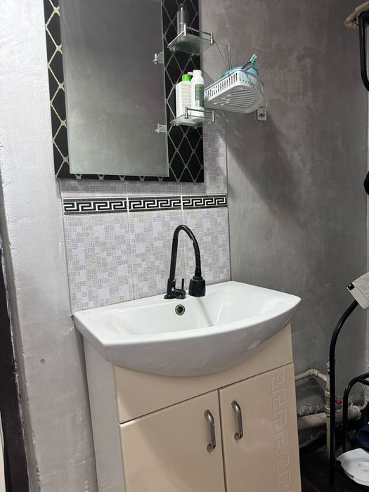 Комплект для ванной (тумба под раковину, зеркало, раковина) белый