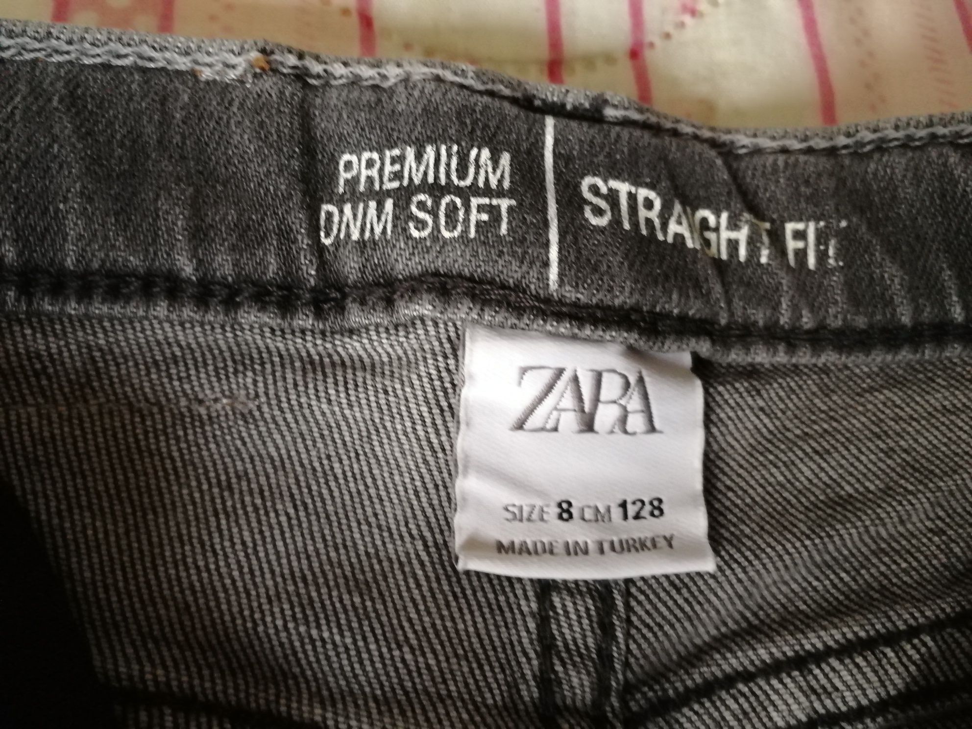 Детски дънки Zara