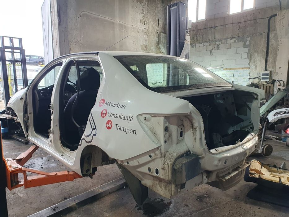 Volan in 4 spite 484001085r Dacia Logan 2 [facelift] [2017 - 2020] 1.