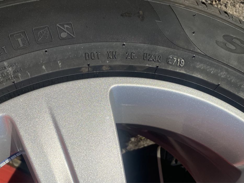 Джанти Рейндж ровер, Волво, Ягуар 19 5 108 ГУМИ 255 55 19 PIRELLI