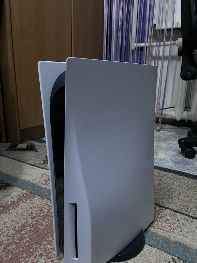 Play Station 5 + 1 геймпад
