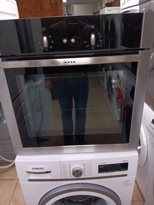 Иноксова фурна за вграждане Neff Made in Germany 2 години гаранция!