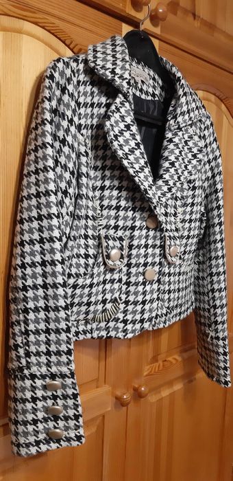 Сако "Пипит" с множество Декорации ! НОВО!