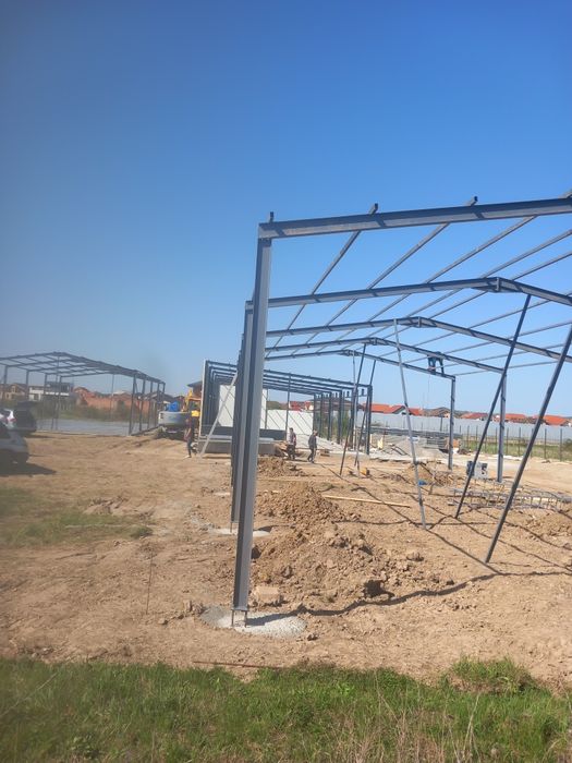 Hale metalice 10x20 4800 euro