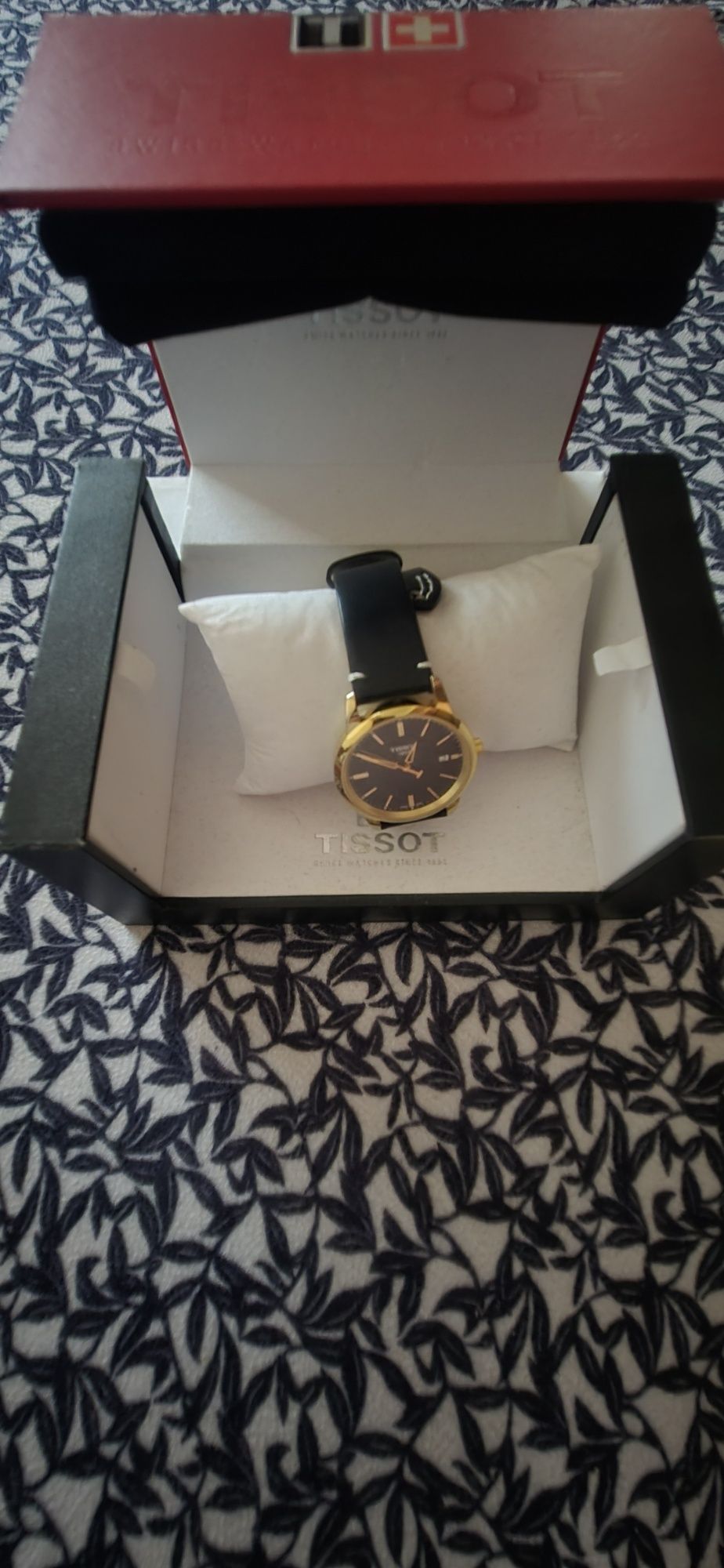 TISSOT 1853 CLASIC много запазен
