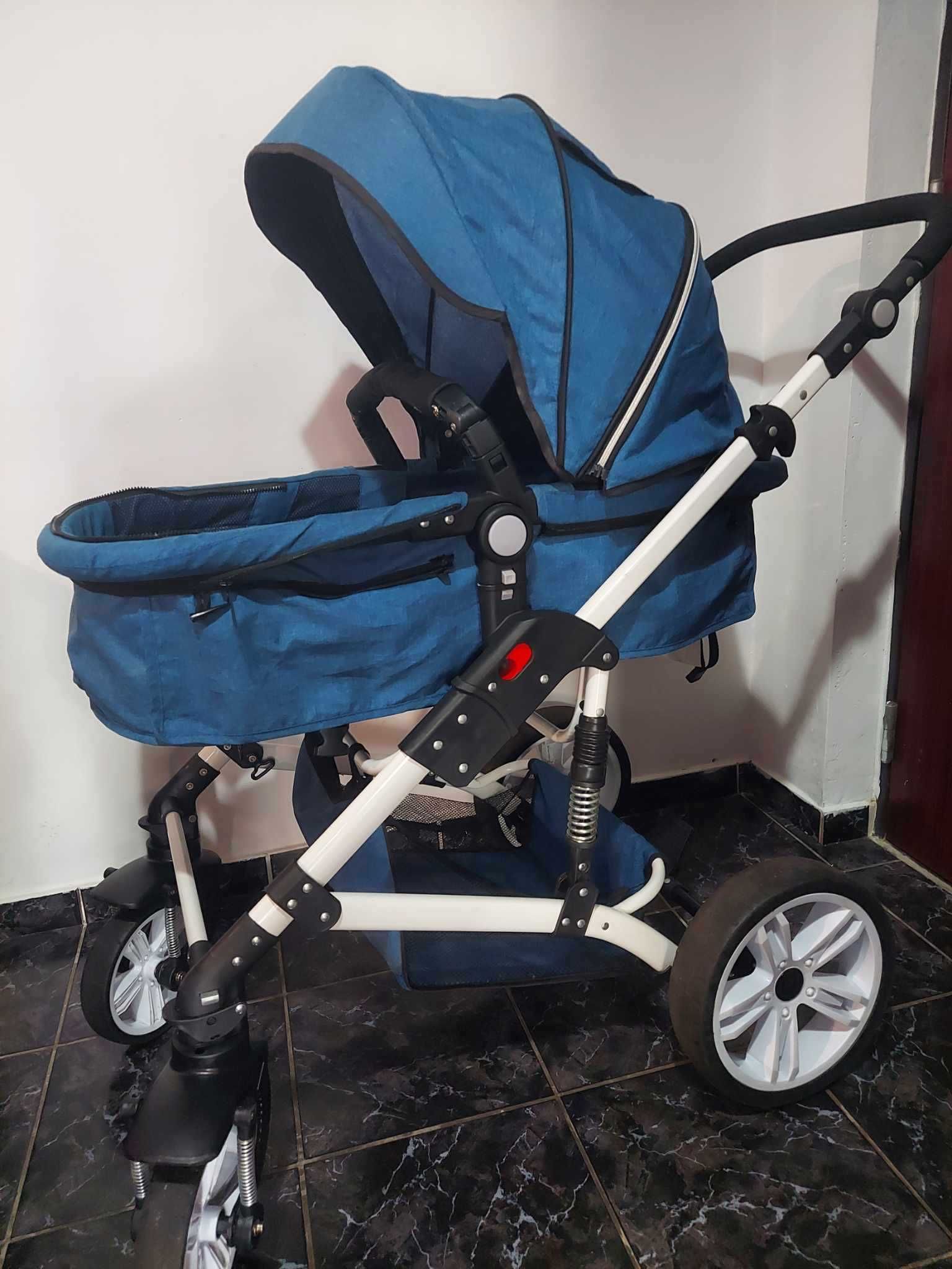 Carucior bebe 2 in 1 cu landou reversibil si sport