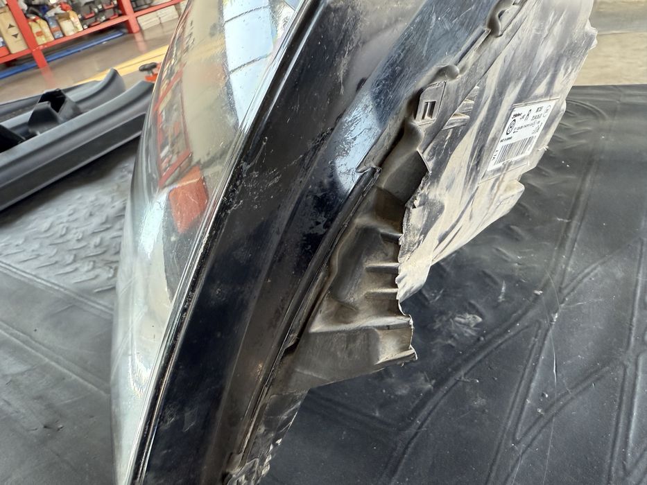 ОРИГИНАЛЕН Десен Фар за -Vw T6 2015г-2019г-