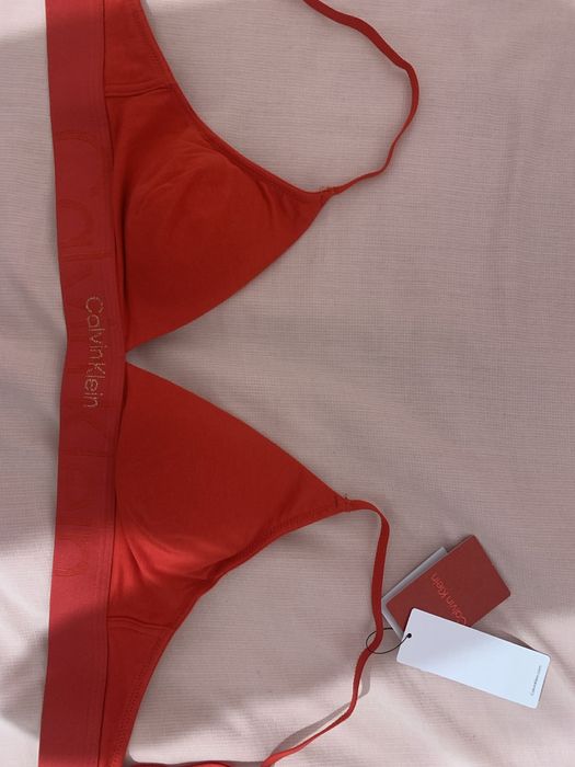 Сутиен calvin klein