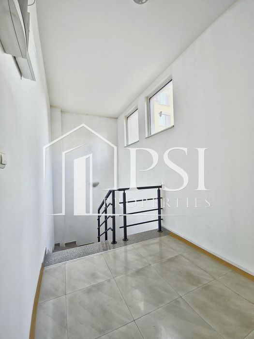 Дава се под наем Магазин в Пловдив, Център - 190 кв.м за 943.5 € - Снимка #7