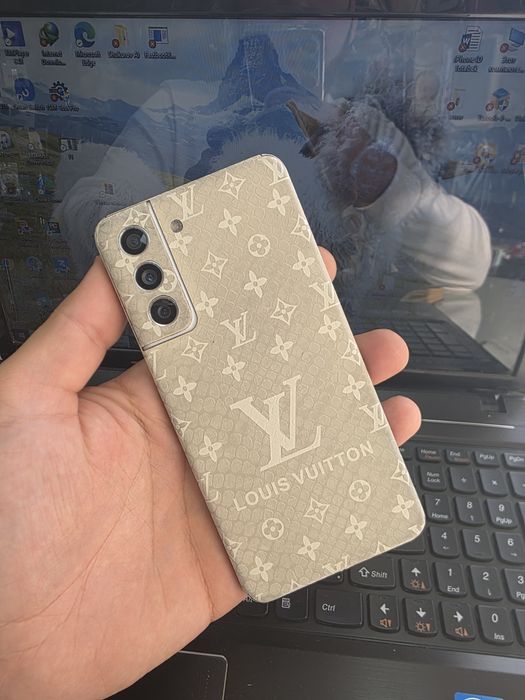 Samsung s21 fe zor xolatda