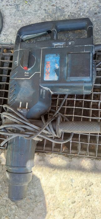 Бош 11 ДЕ къртач