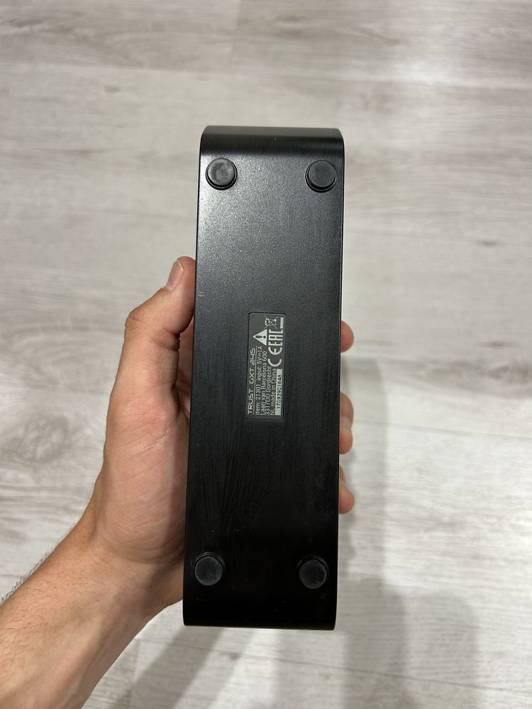 Зарядно за джойстици Trust GXT