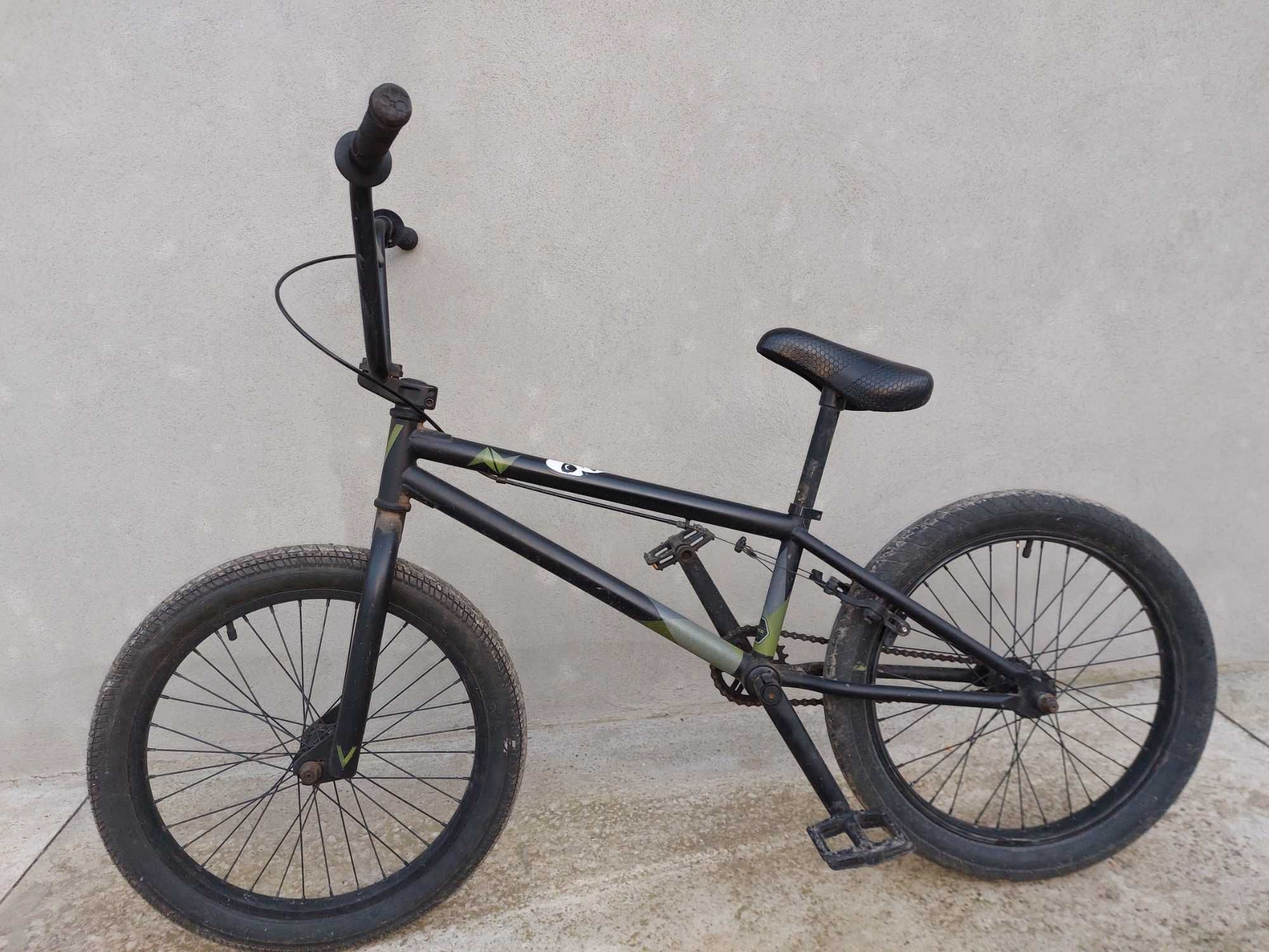 Bicicletă BMX firma VERDE