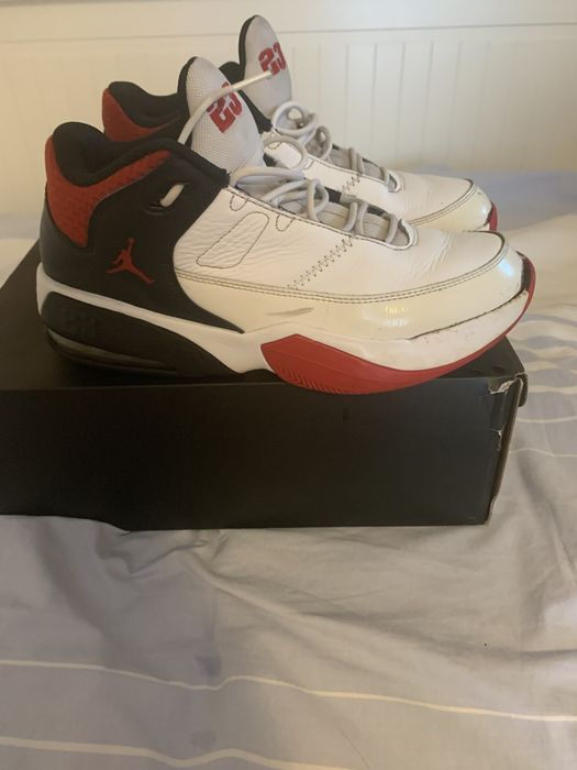 Vând Jordan Max Aura 3 (Preț ușor negociabil) (nike, jordan 4 1)