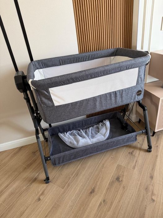 Продается кровать манеж