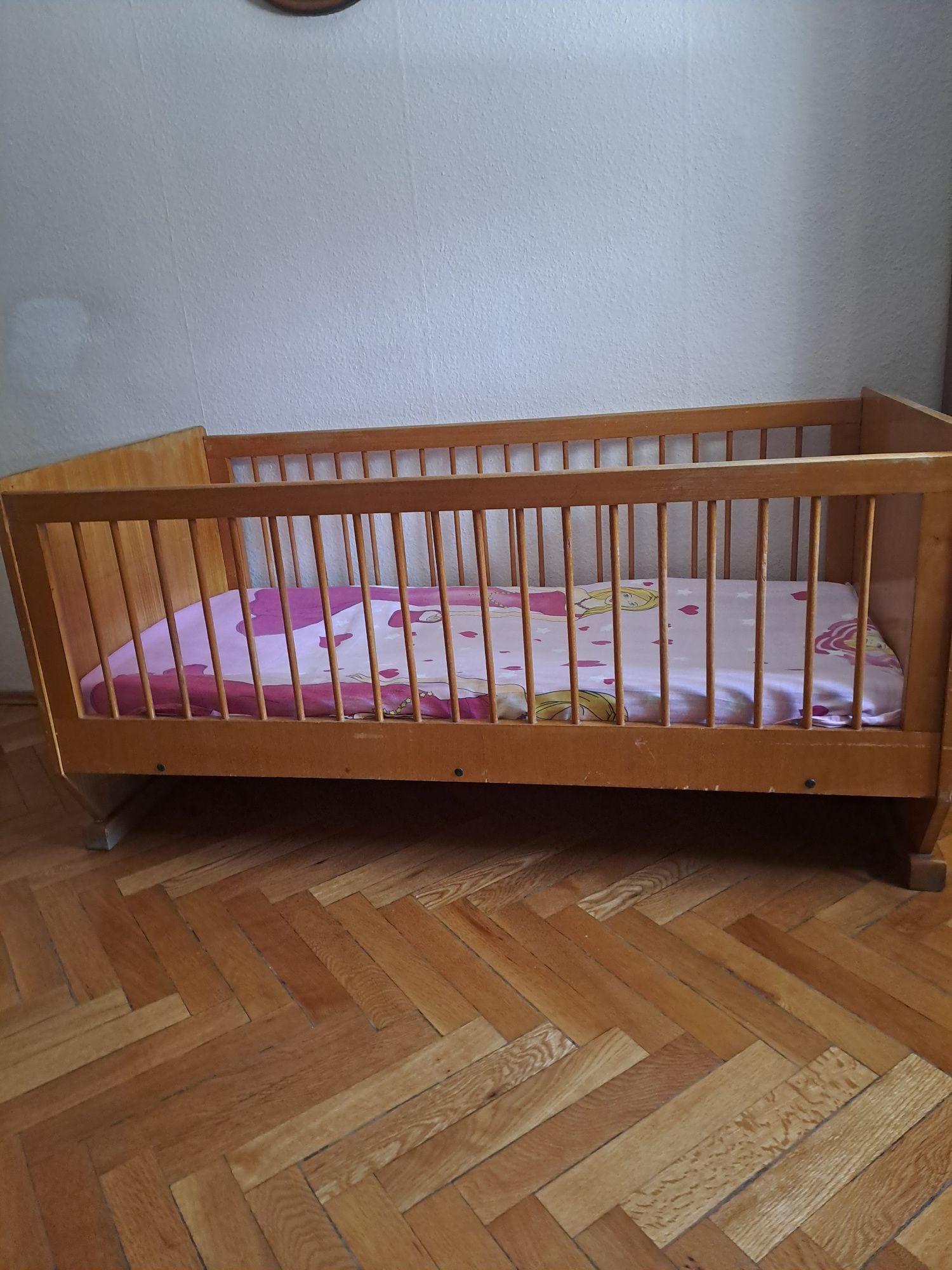 Спешно! Бебешко, детско легло- кошара 140/70