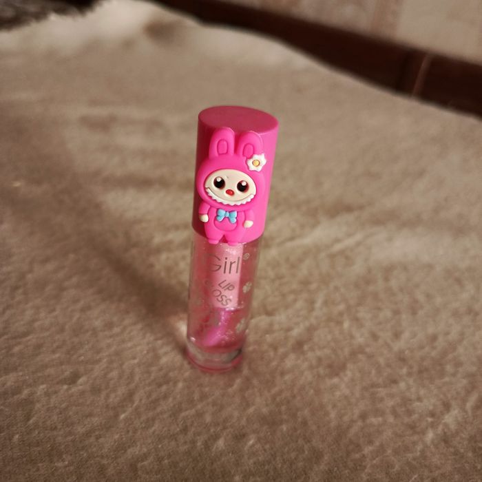 Блеск для губ для девочек