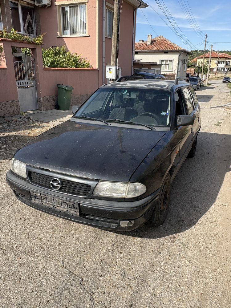 Автомобил Opel Astra 1.7