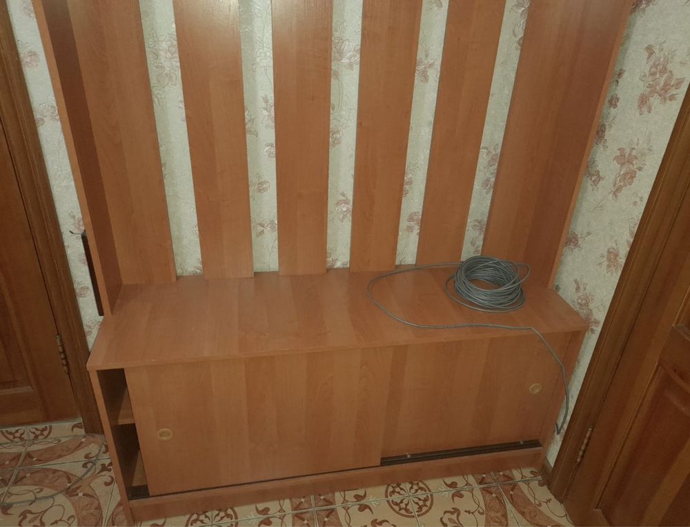 Мебель на прихожей