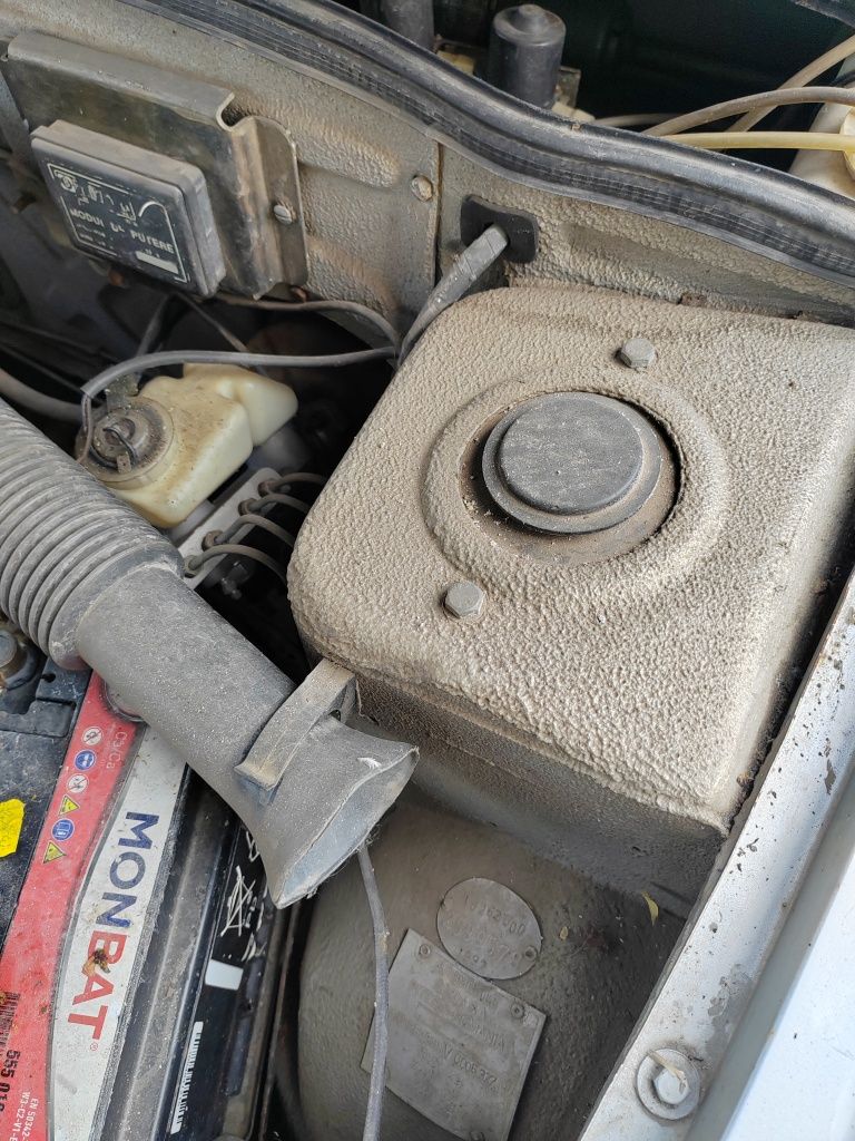 Dacia nova r523 1.6 carburator dublu stare buna