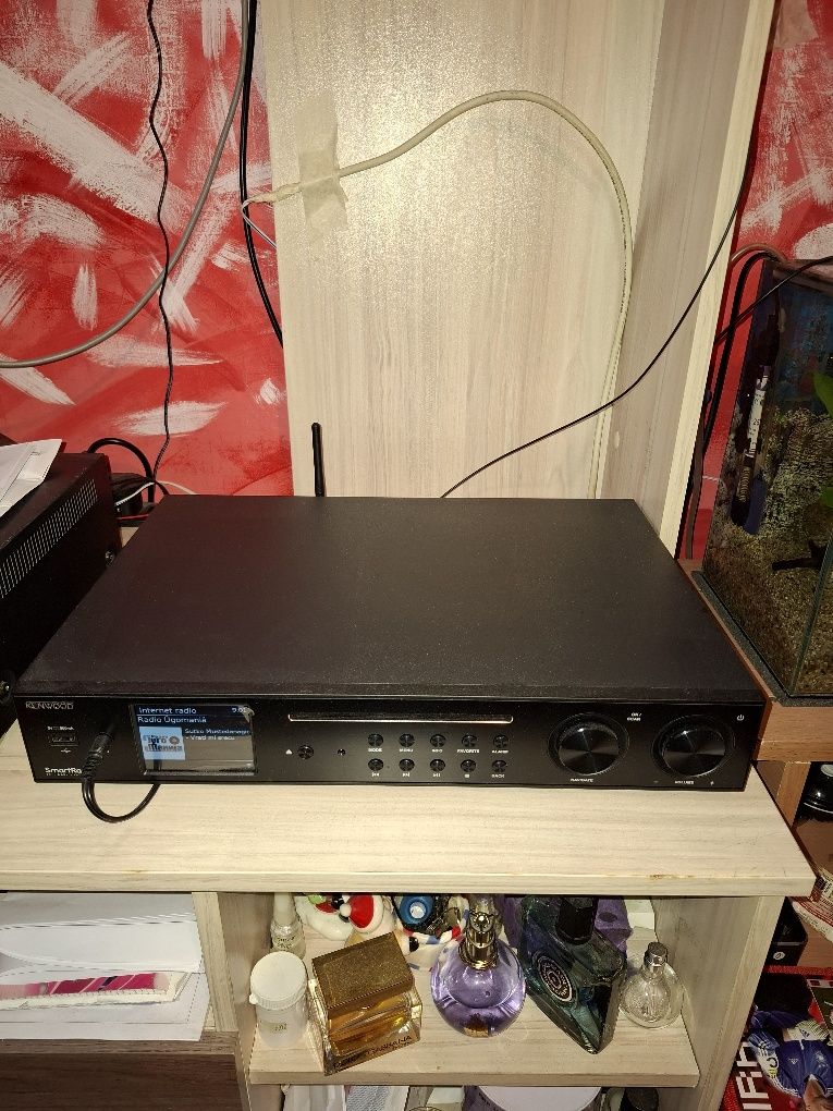 продавам ресивър KENWOOD