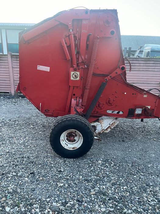 Presa baloti rotunzi balotiera manuala Fiatagri Hesston 5530 mica de d