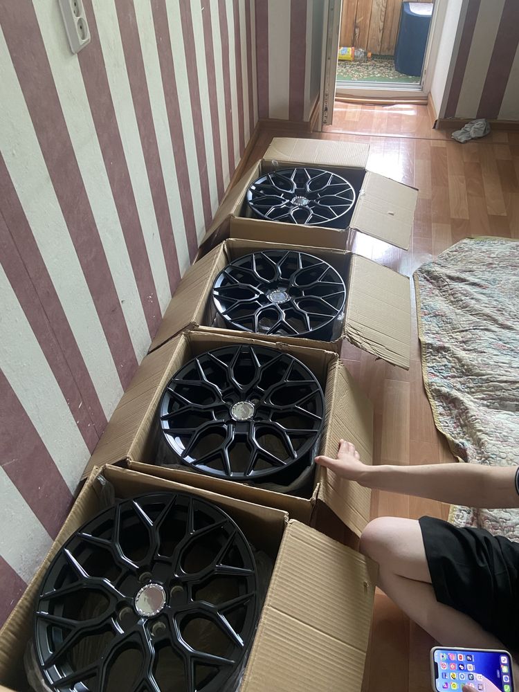 Продам диски Vossen R15