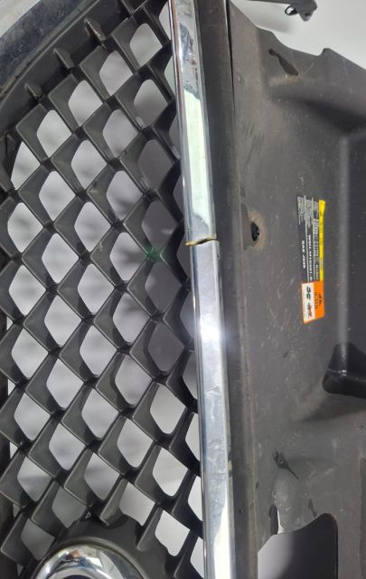 Grila radiator  6M218B271B Ford C-Max prima generatie