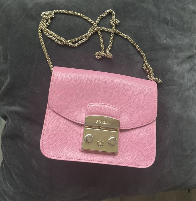 Малка розова чанта Furla