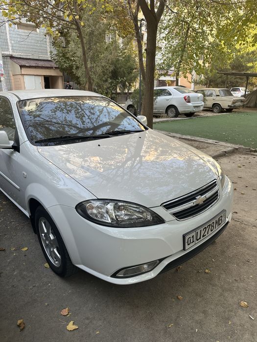 Ок жентра сотилади!