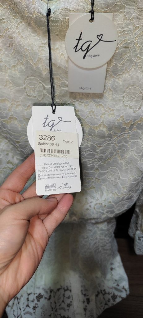 Продам вещи в очень хорошем состоянии Toza bir iki marta kiylgan kiym