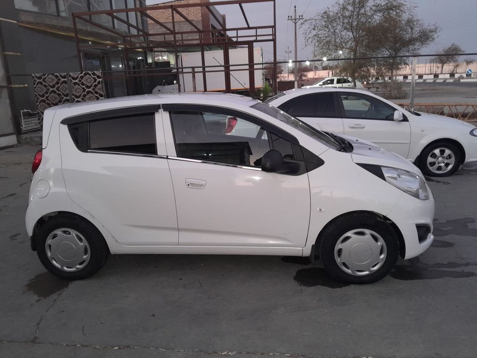 Spark 2-pozitsitsiya