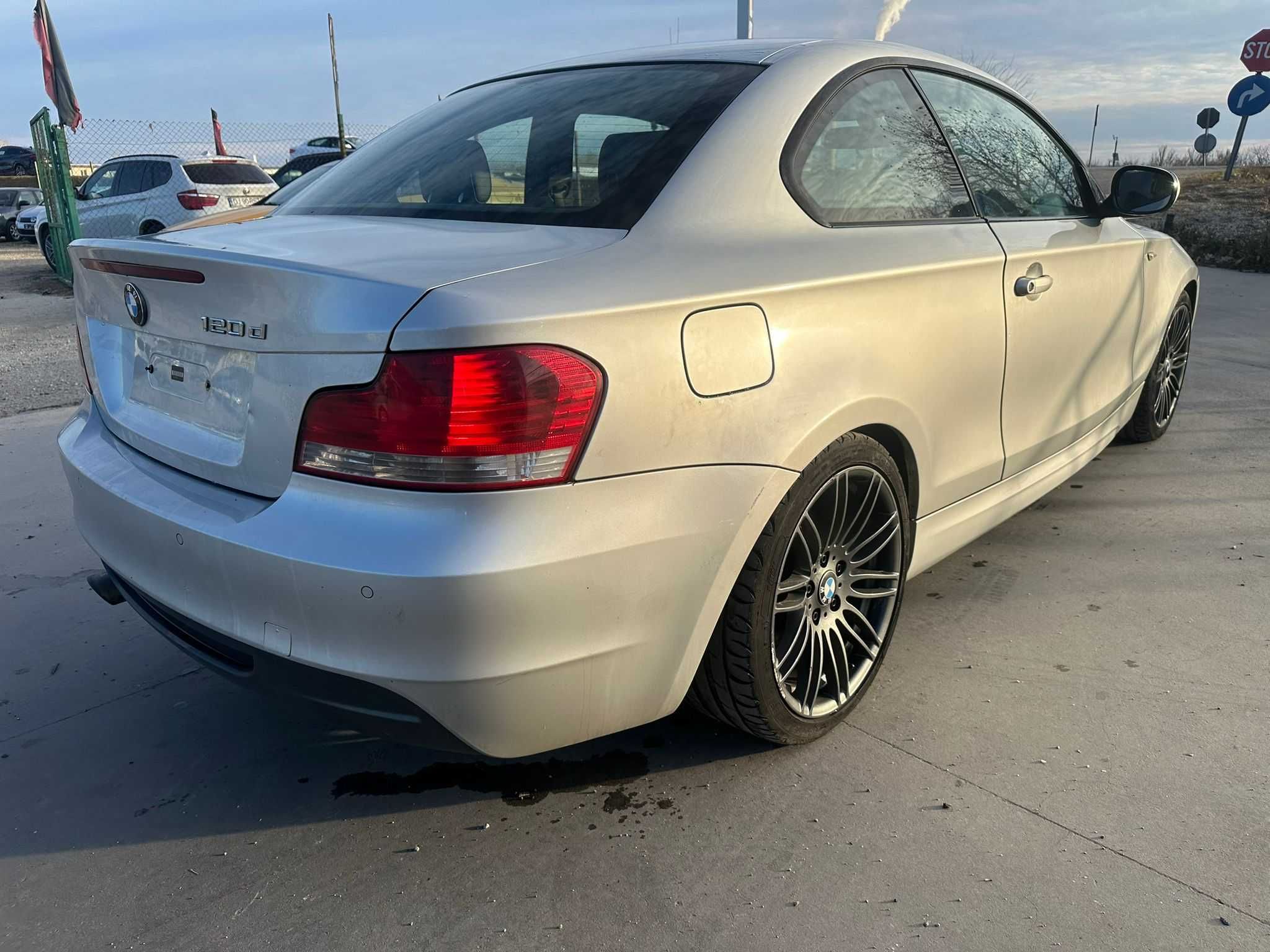 Capota Bara Aripa Far Trager Piese BMW Seria 1 E82 M Pachet 120D 123D