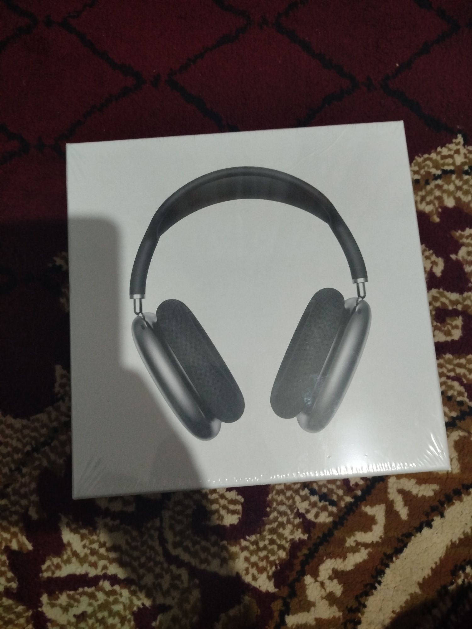 IPhone airpods max
