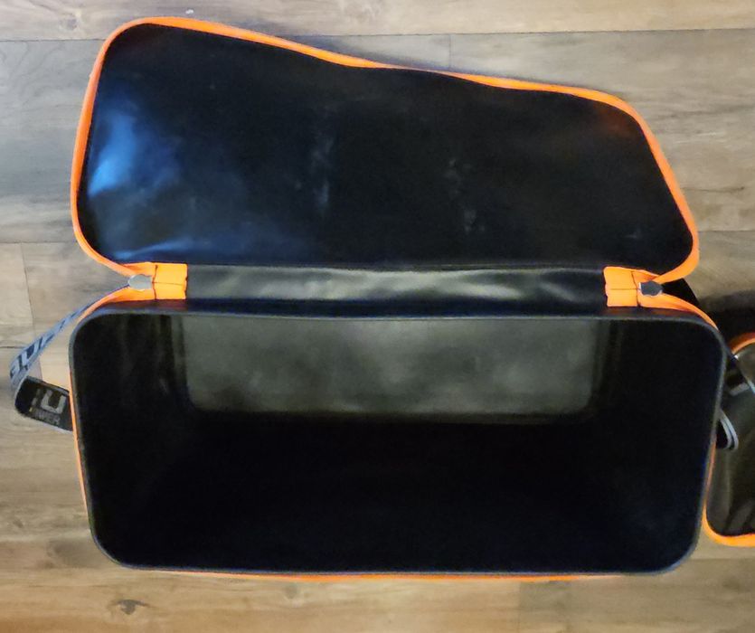 Карбонов сак GURU